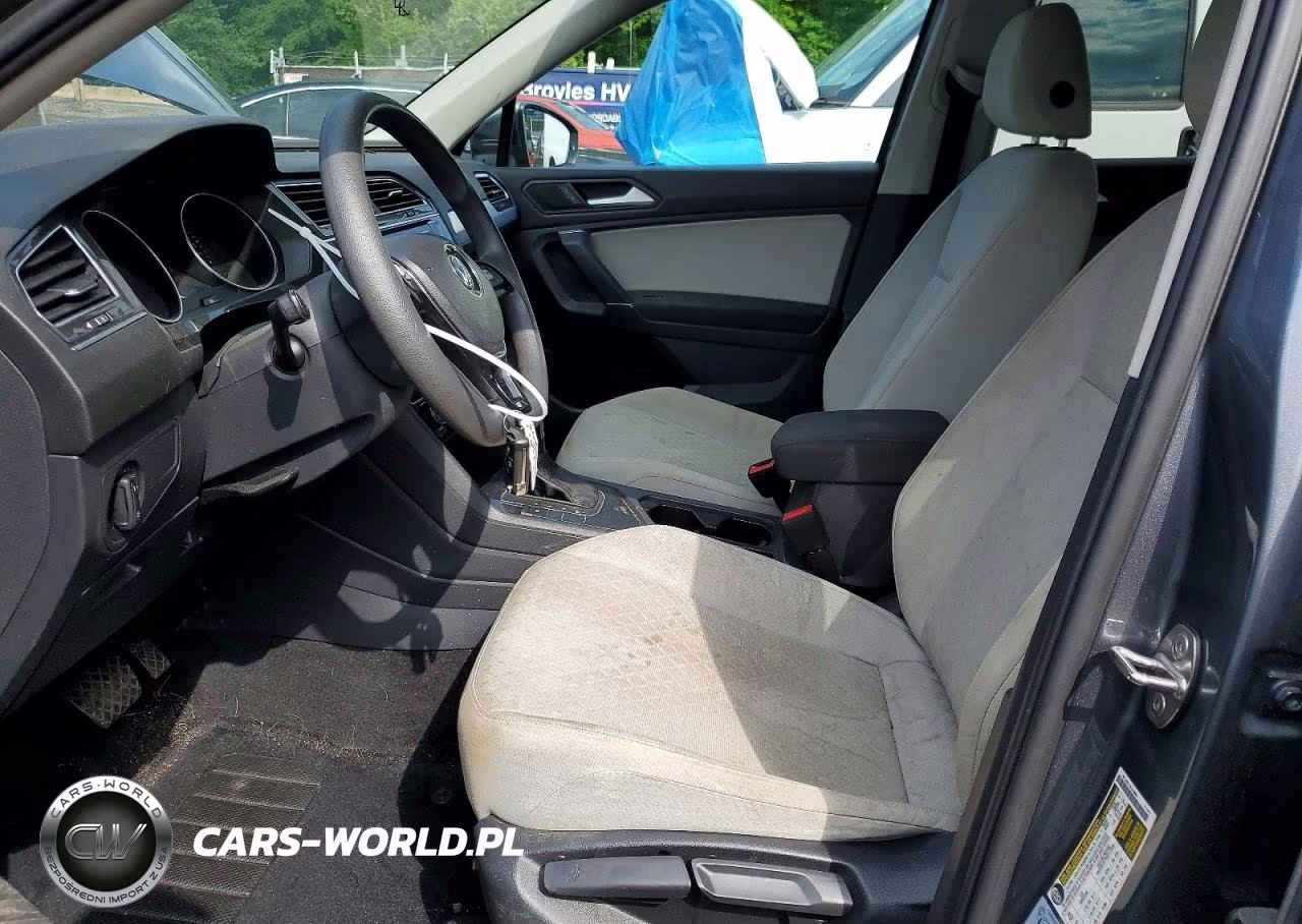 2020 Volkswagen Tiguan S VIN:3VV1B7AX9LM180794 - 7