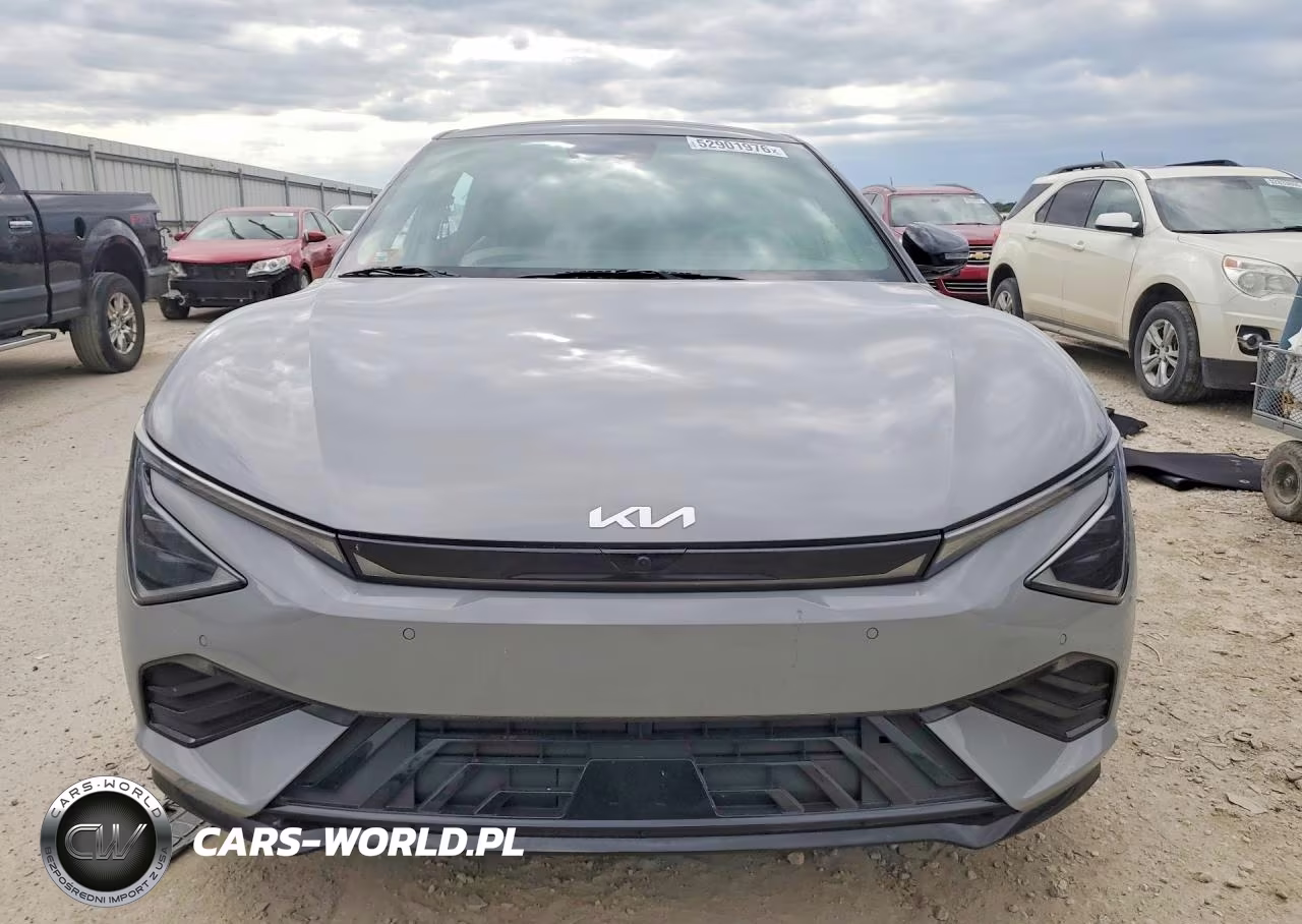 2025 Kia Ev6 Gt Line VIN:5XYC44JA7SG010523 - 5