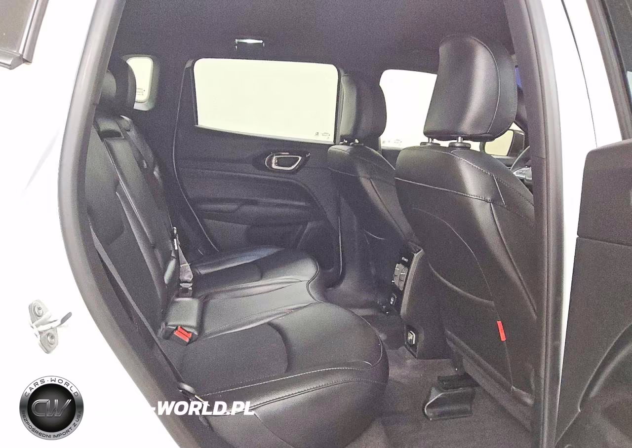 2024 Jeep Compass Trailhawk VIN:3C4NJDDN1RT582562 - 11