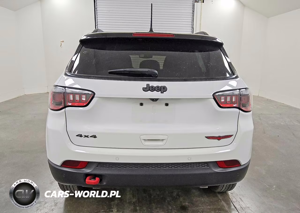 2024 Jeep Compass Trailhawk VIN:3C4NJDDN1RT582562 - 6