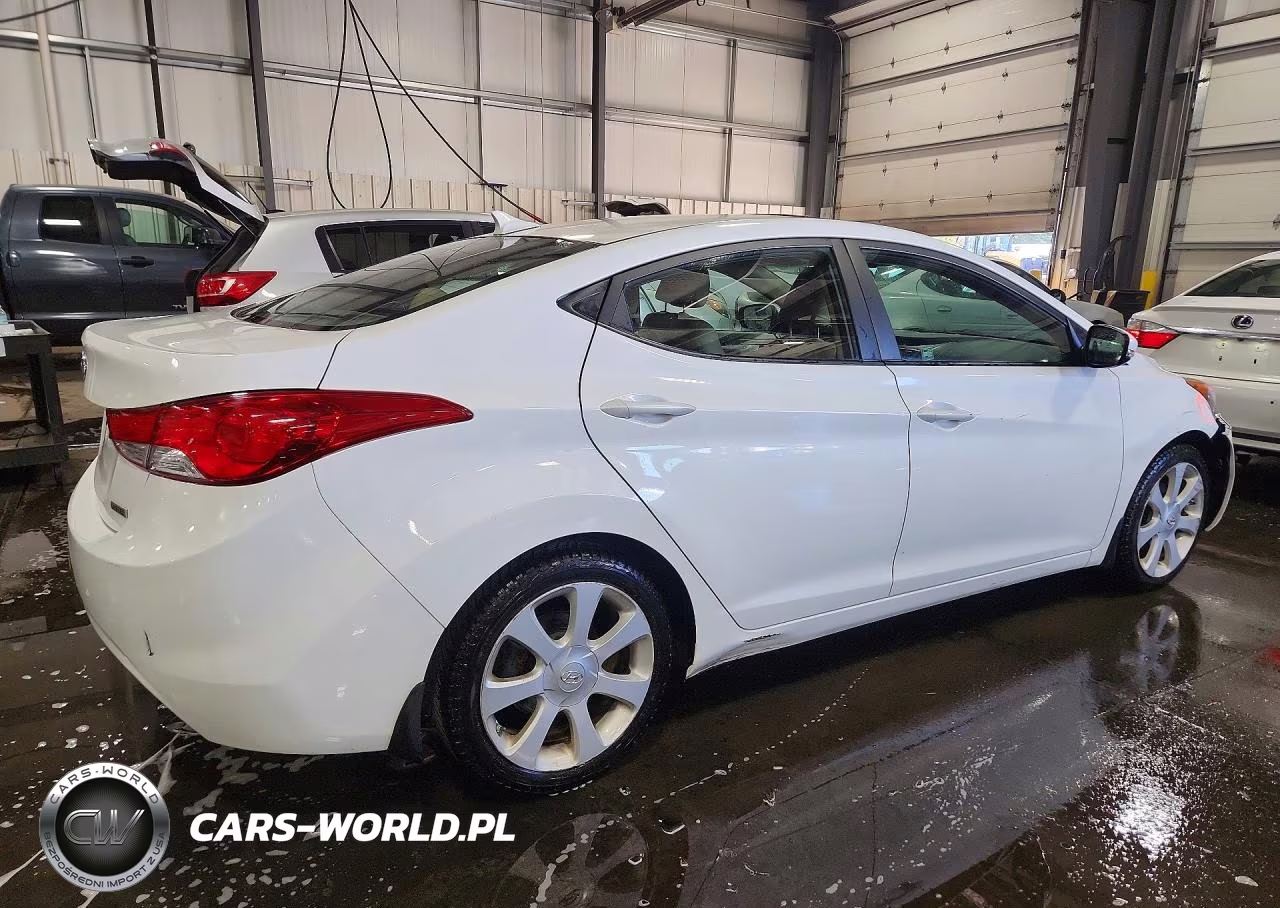2013 Hyundai Elantra Limited VIN:5NPDH4AE2DH212824 - 3