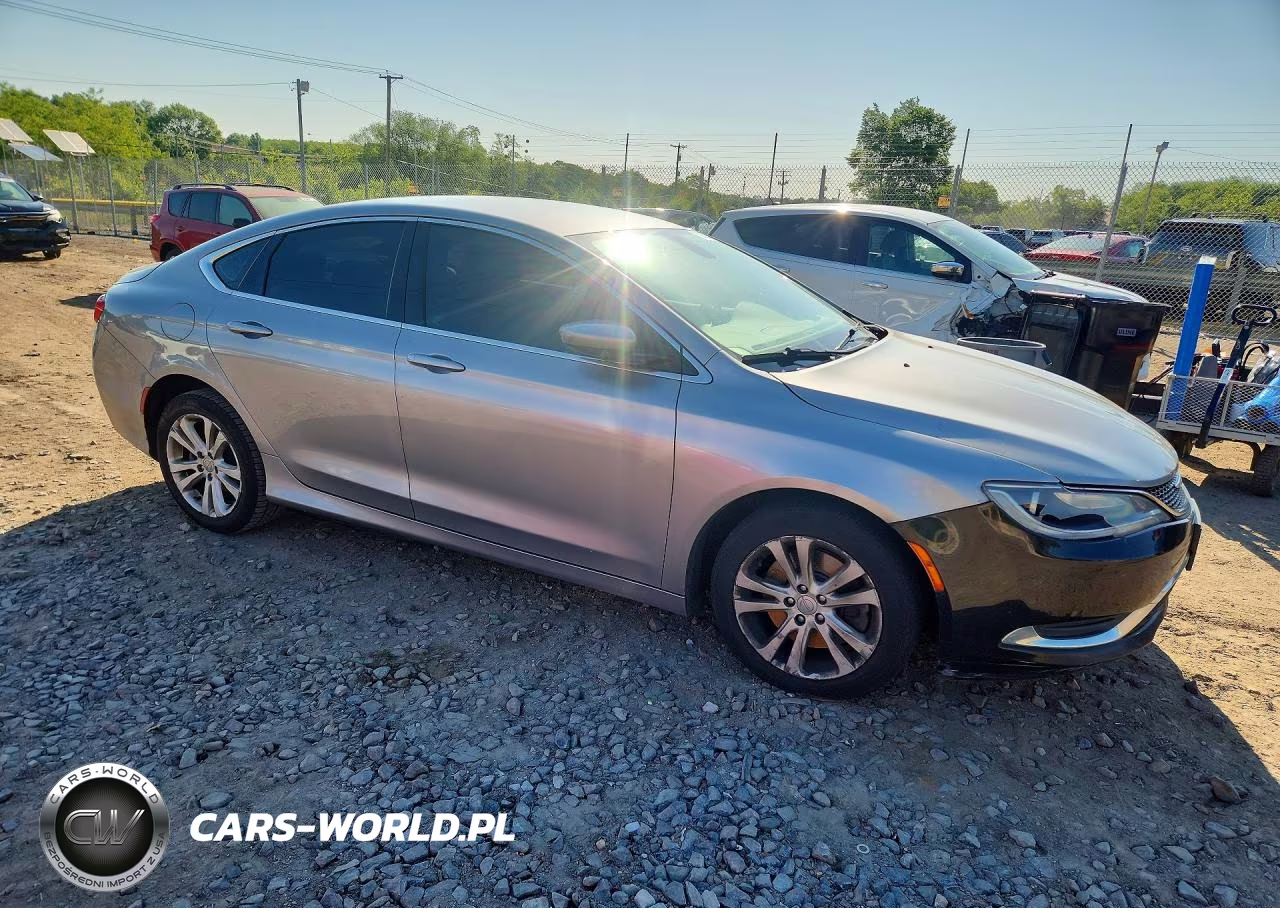 2016 Chrysler 200 Limited VIN:1C3CCCAG8GN155964 - 4