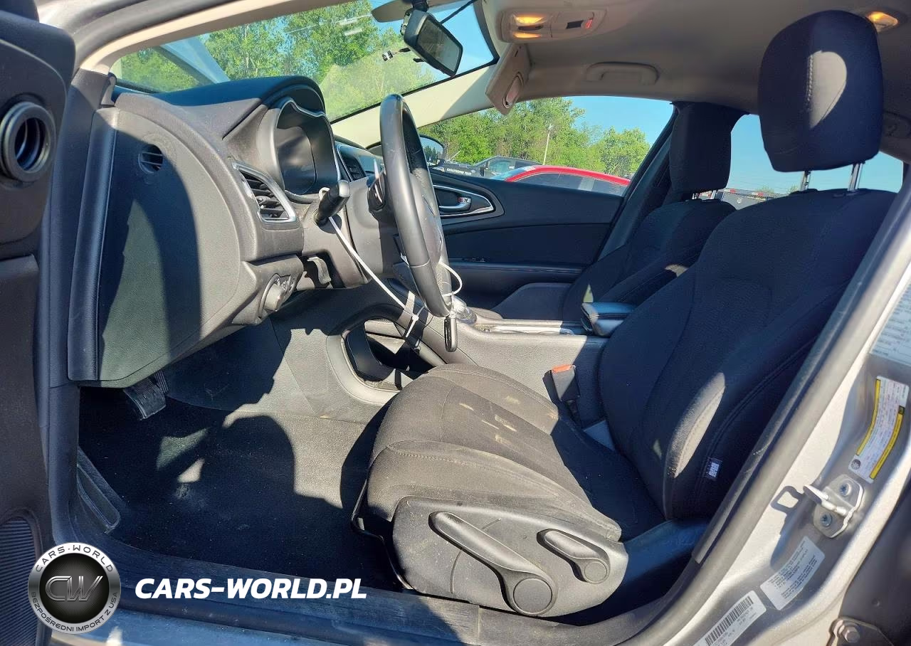 2016 Chrysler 200 Limited VIN:1C3CCCAG8GN155964 - 7