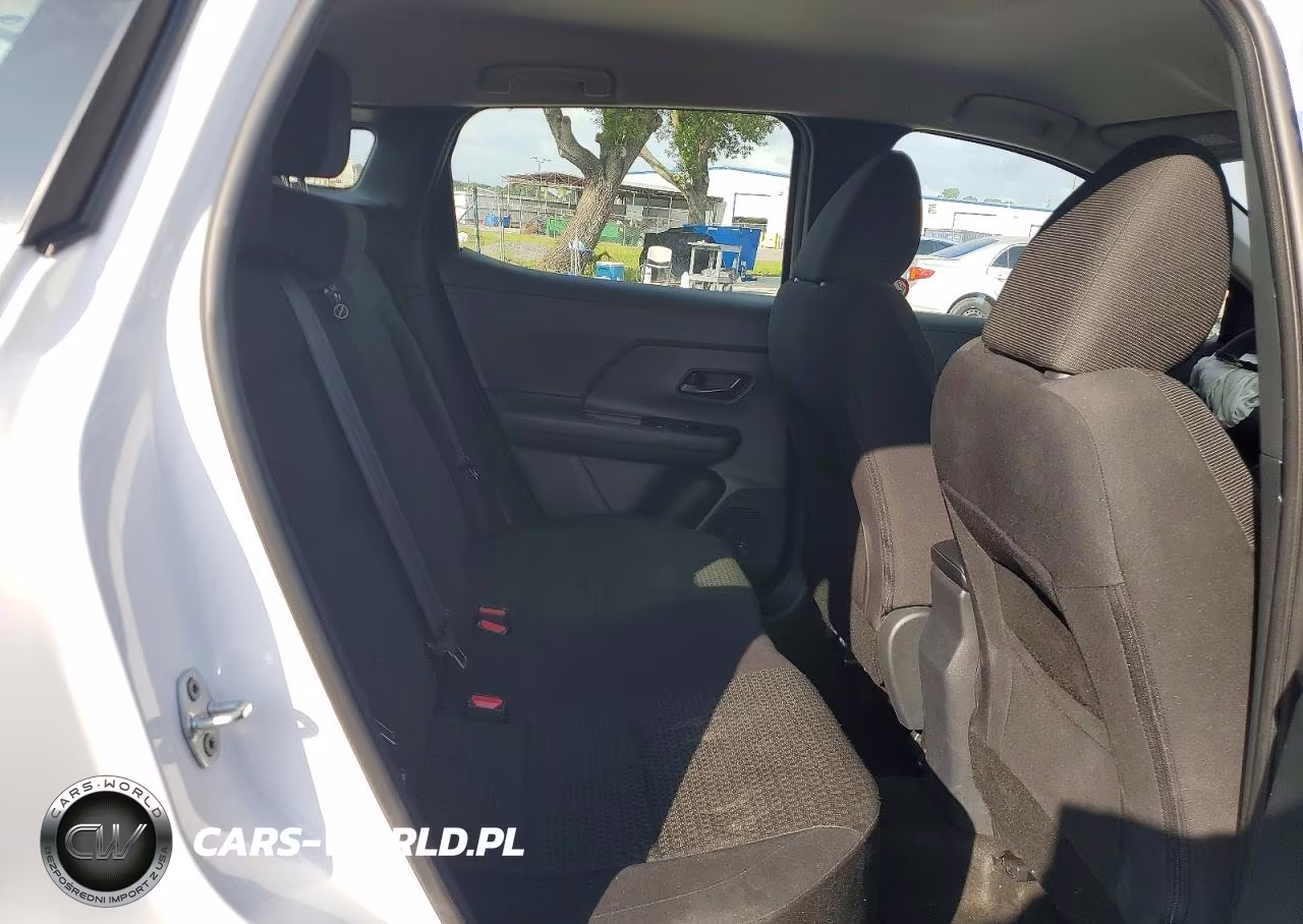 2025 Nissan Kicks S VIN:3N8AP6BA6SL322662 - 11