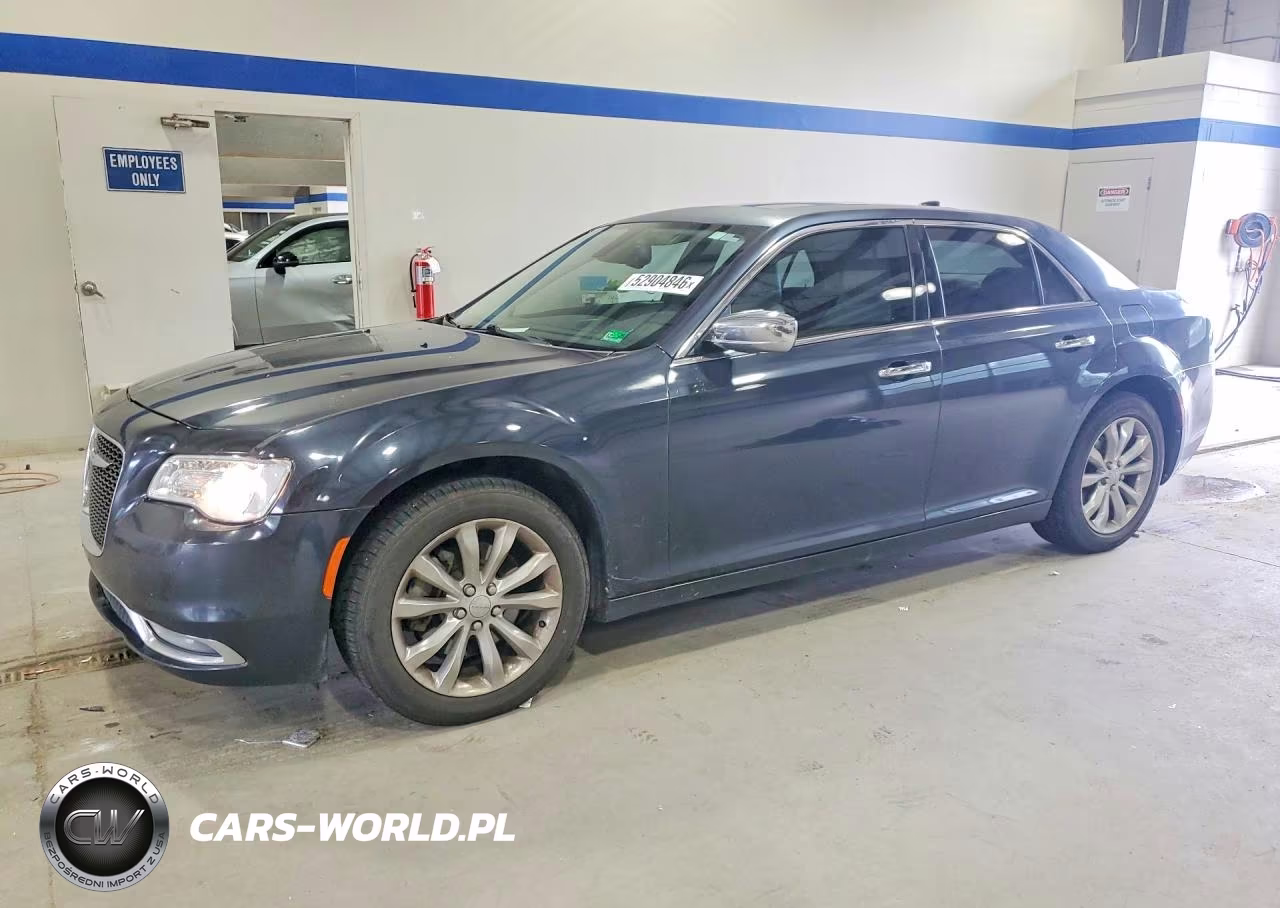 2016 Chrysler 300C
