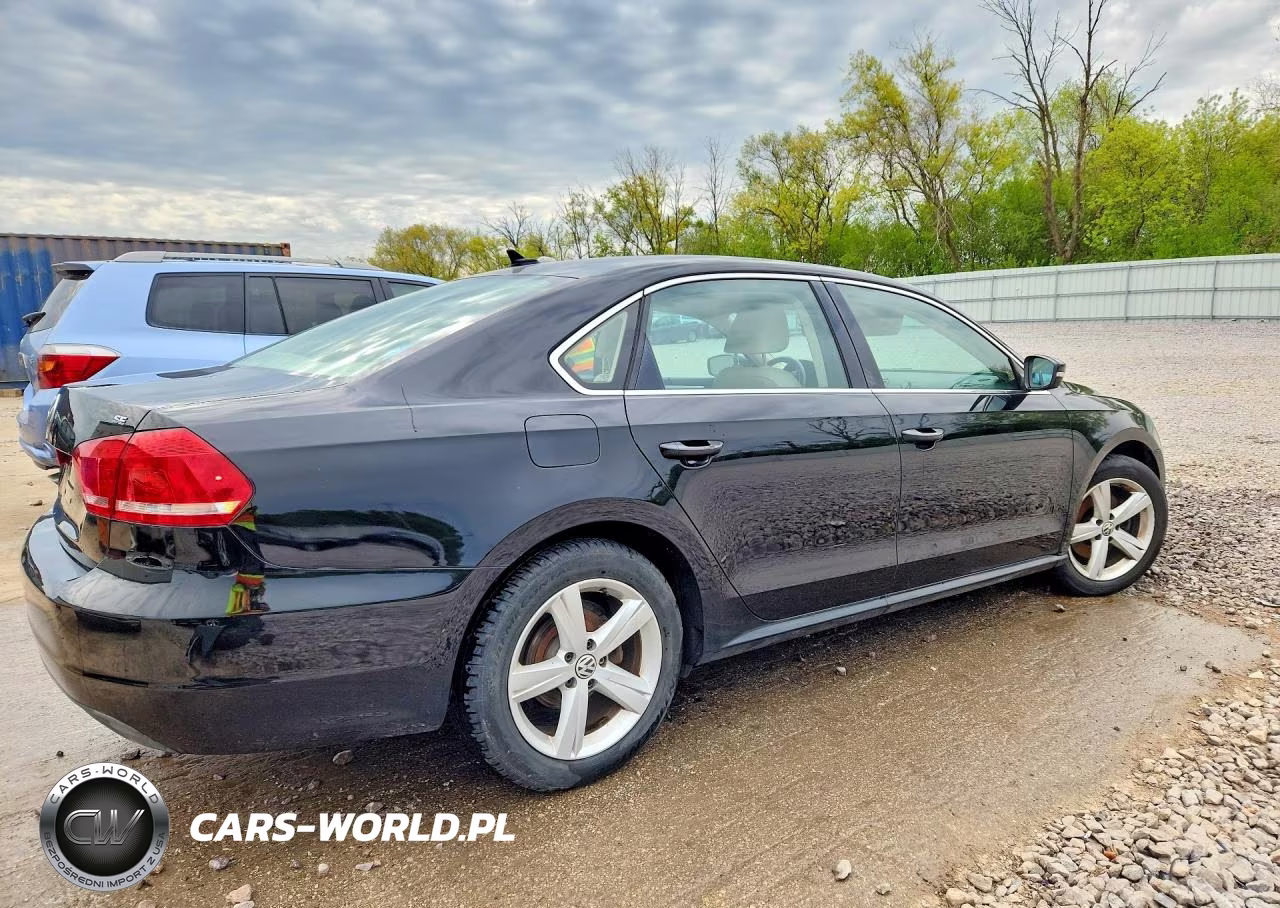 2013 Volkswagen Passat Se VIN:1VWBP7A39DC053982 - 3