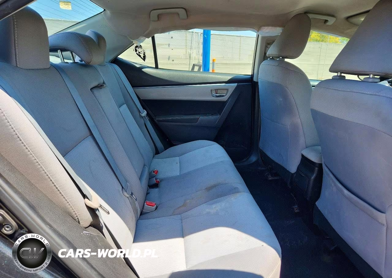 2016 Toyota Corolla Le VIN:5YFBURHE6GP523766 - 10