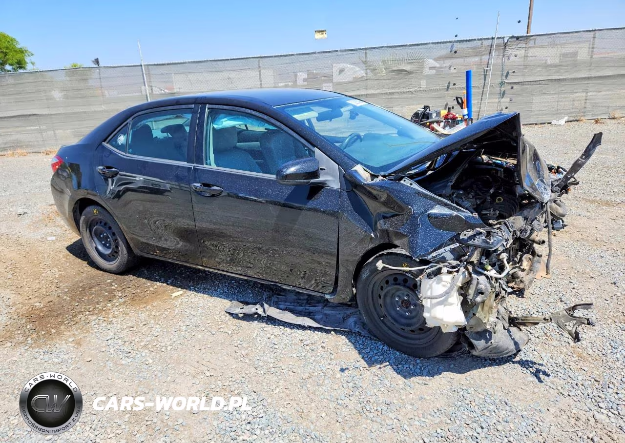 2016 Toyota Corolla Le VIN:5YFBURHE6GP523766 - 4