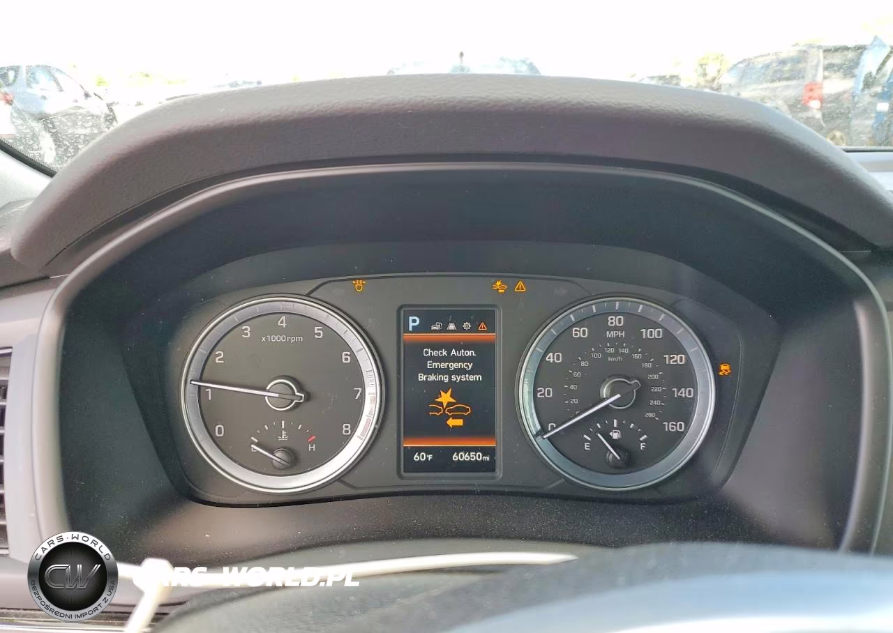 2019 Hyundai Sonata Limited VIN:5NPE34AF7KH753442 - 9