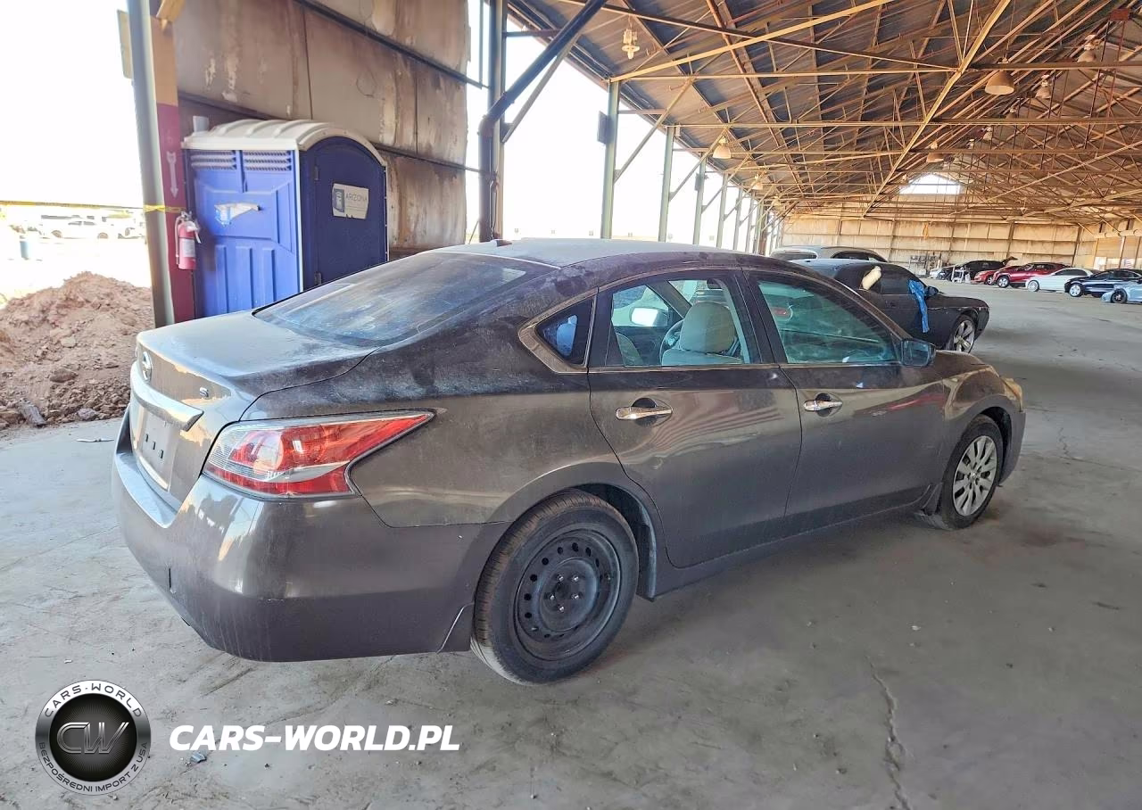 2015 Nissan Altima 2.5 S VIN:1N4AL3AP2FN861626 - 3