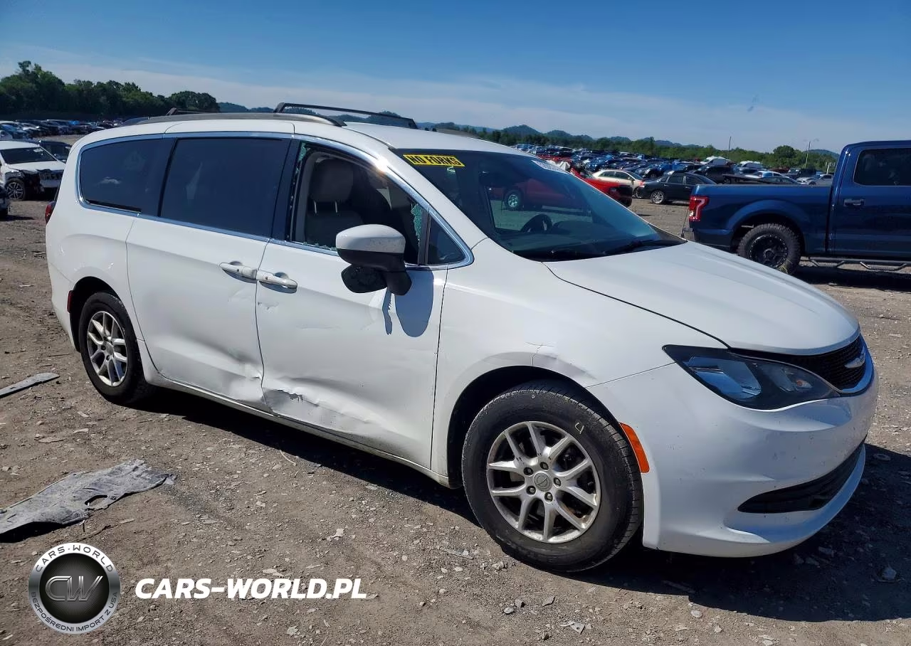 2020 Chrysler Voyager Lxi VIN:2C4RC1DG2LR156823 - 4