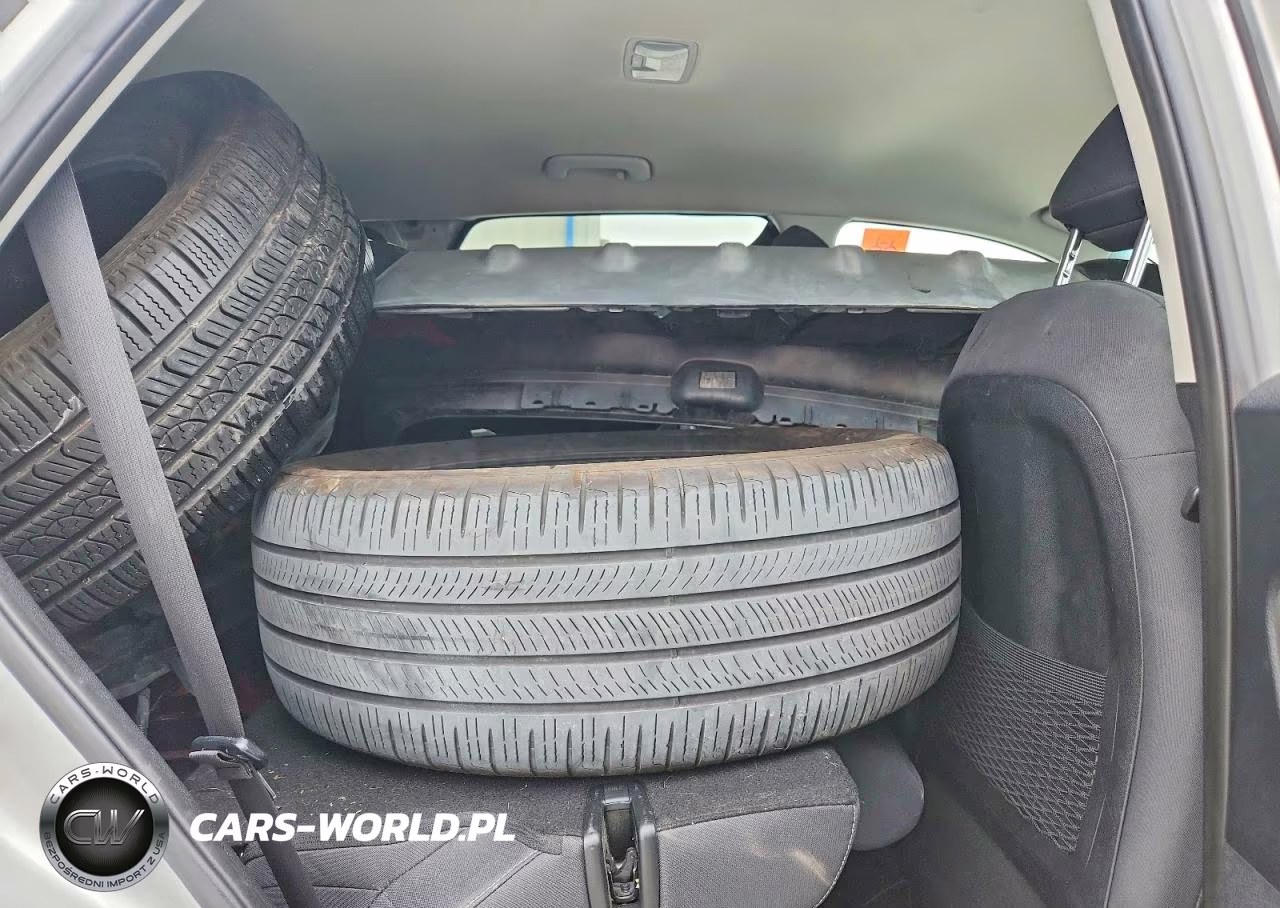 2019 Kia Niro Fe VIN:KNDCB3LC0K5312310 - 10