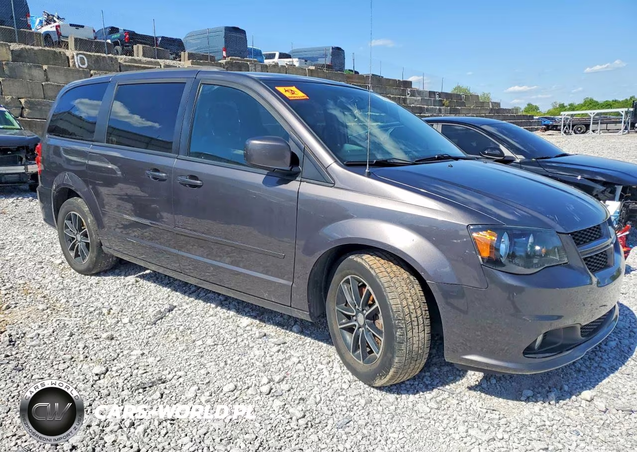2017 Dodge Grand Caravan Gt VIN:2C4RDGEG4HR555335 - 4