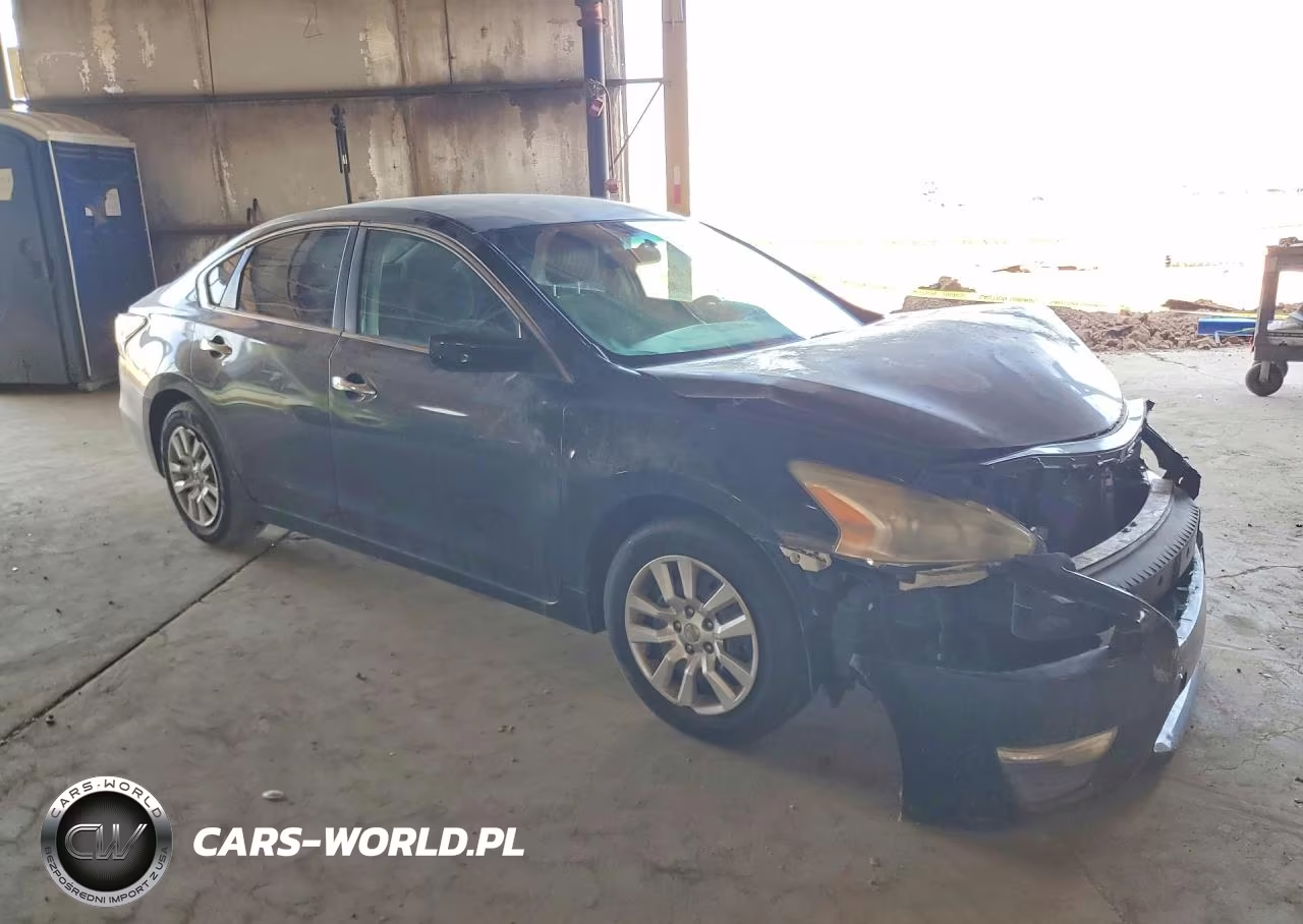 2015 Nissan Altima 2.5 S VIN:1N4AL3AP4FN403215 - 4