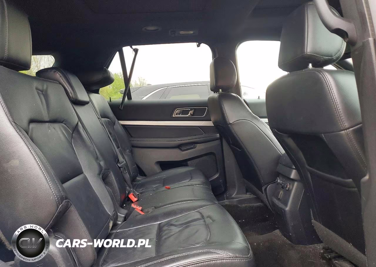 2016 Ford Explorer Xlt VIN:1FM5K8D87GGA39499 - 10