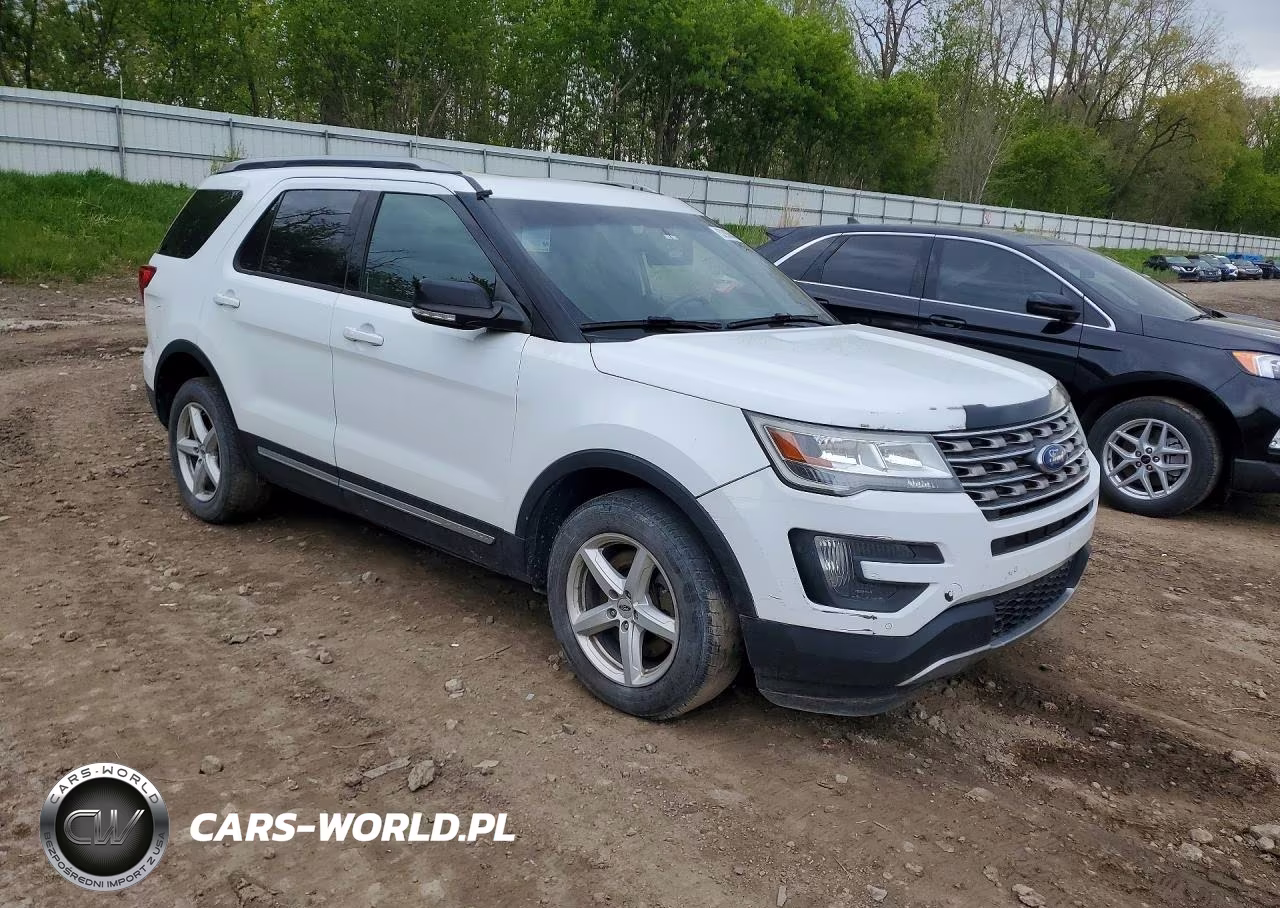 2016 Ford Explorer Xlt VIN:1FM5K8D87GGA39499 - 4