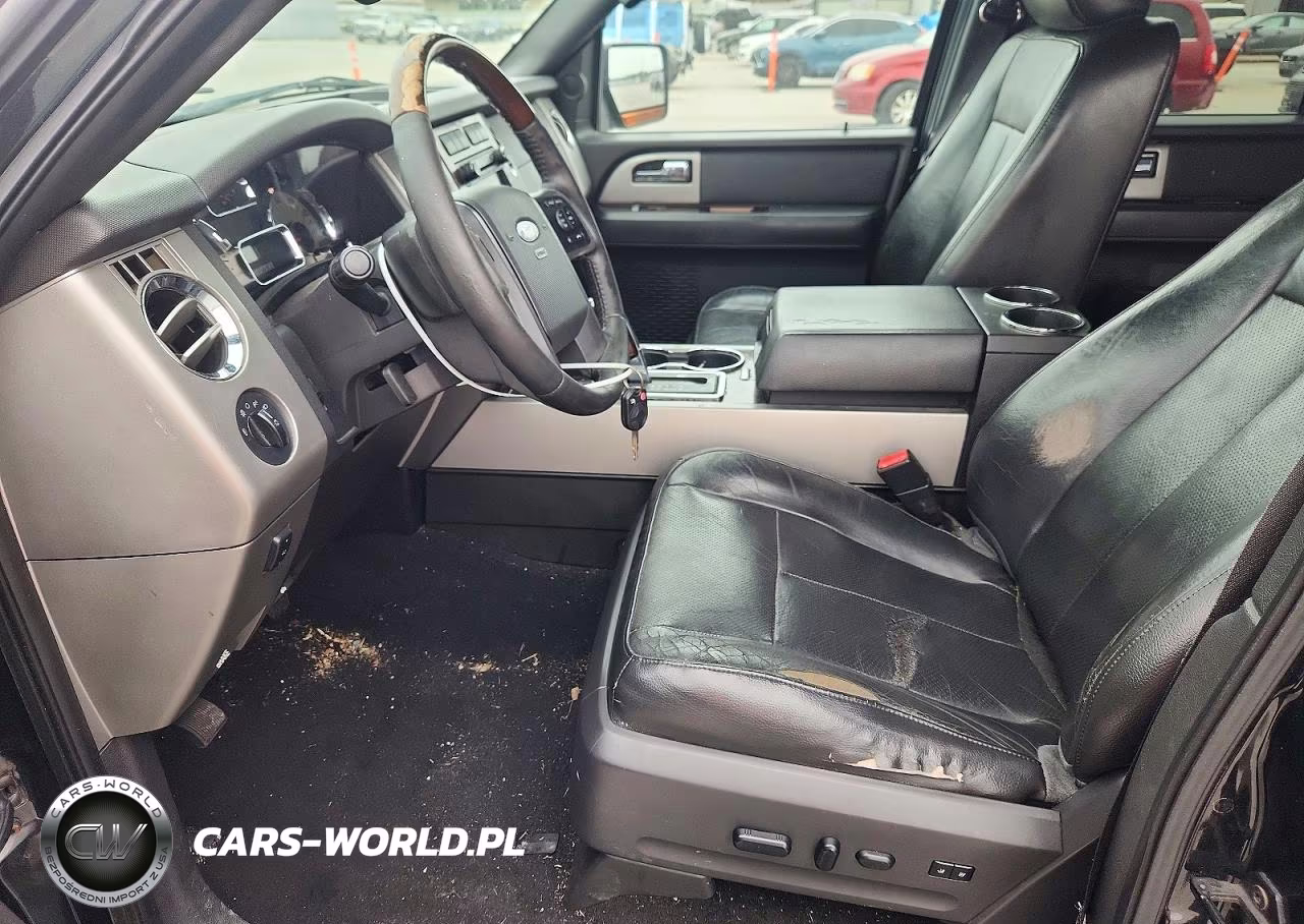 2010 Ford Expedition Limited VIN:1FMJU2A58AEA48084 - 7