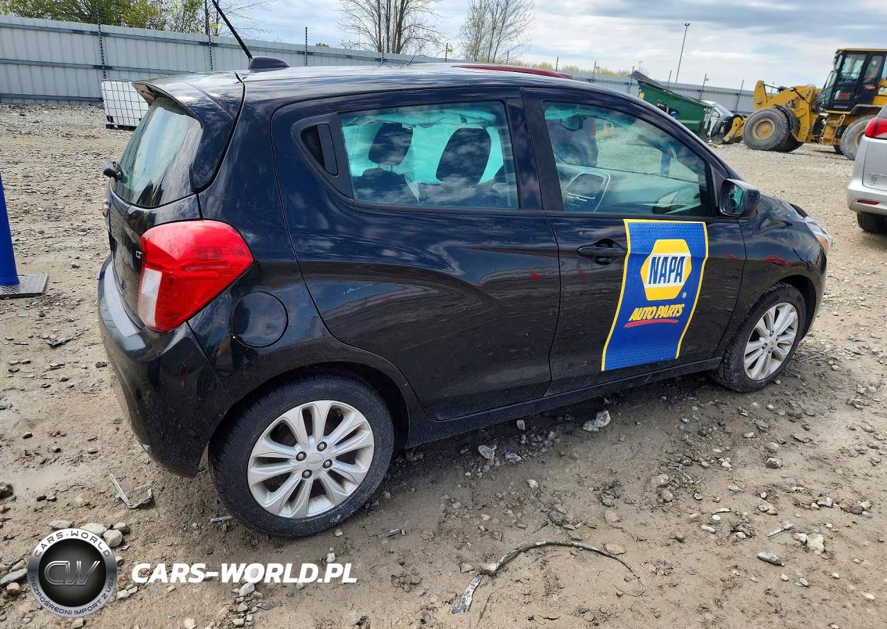2018 Chevrolet Spark 1Lt VIN:KL8CD6SA2JC420152 - 3