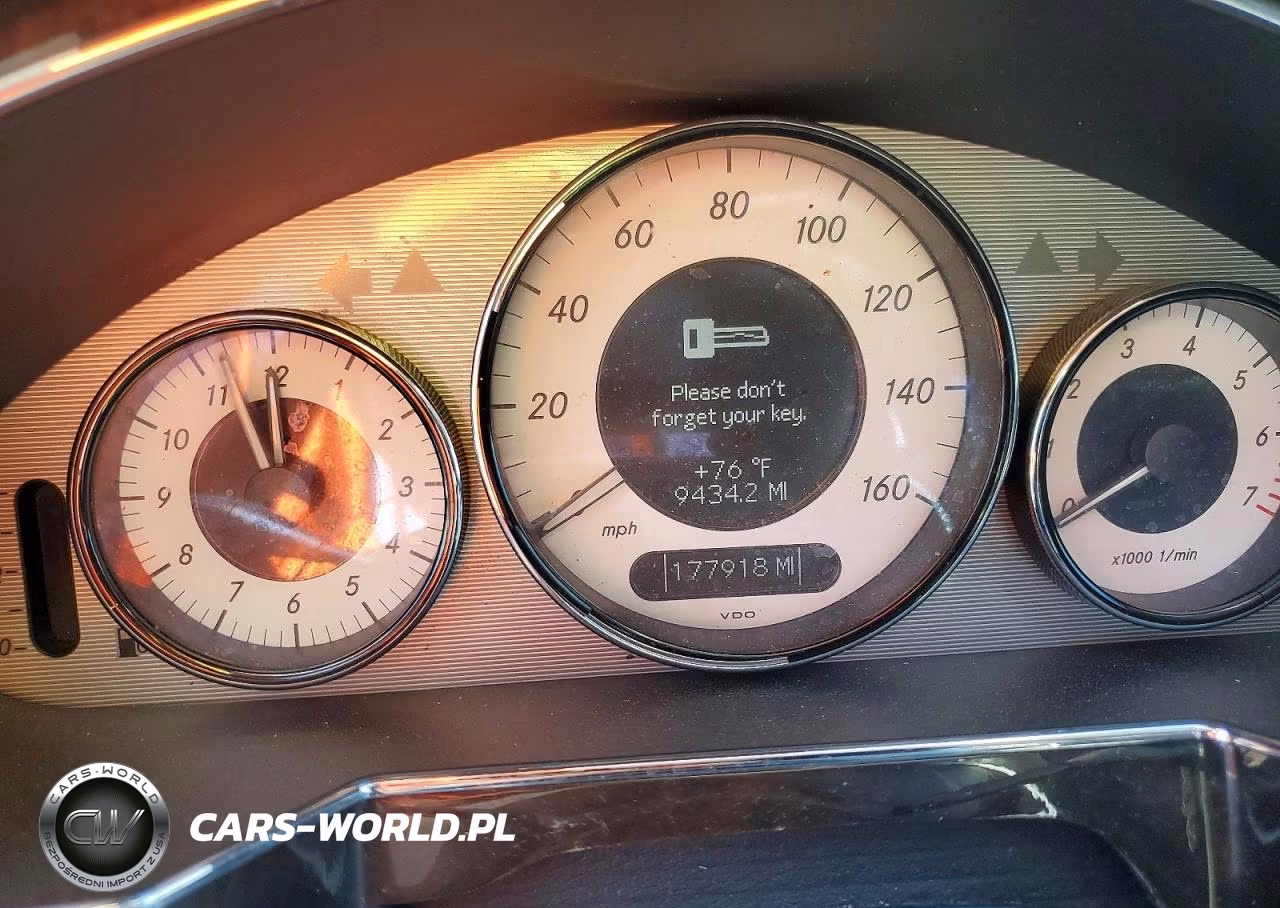 2009 Mercedes-Benz Cls 550 VIN:WDDDJ72X89A151375 - 9