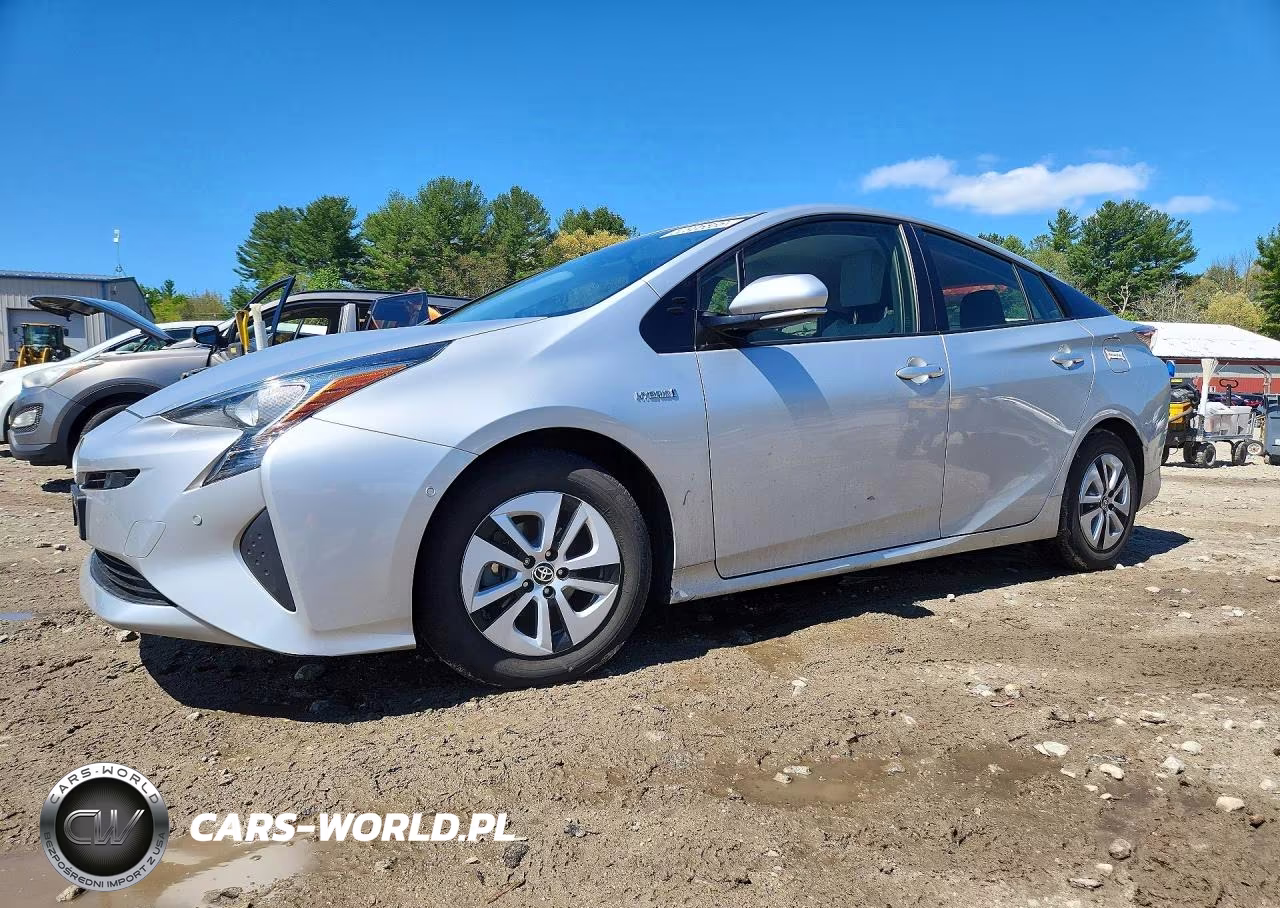 2018 Toyota Prius Three