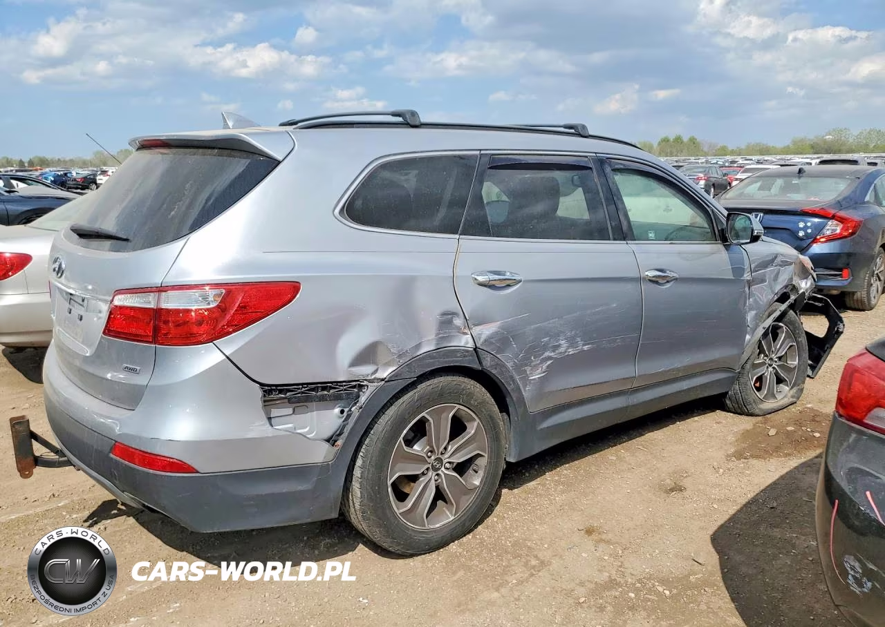 2013 Hyundai Santa Fe VIN:KM8SNDHF1DU014008 - 3