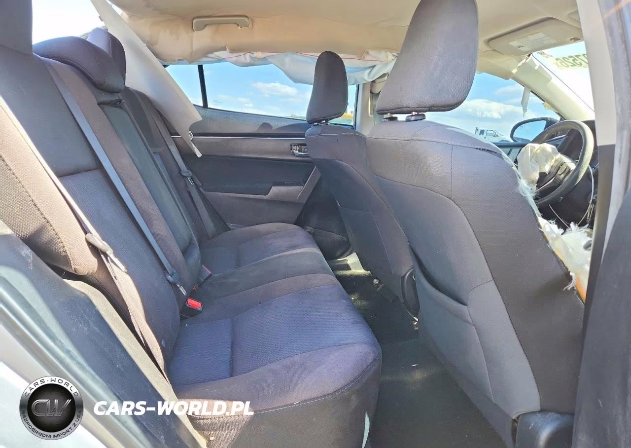 2017 Toyota Corolla Le VIN:5YFBURHE1HP639698 - 10