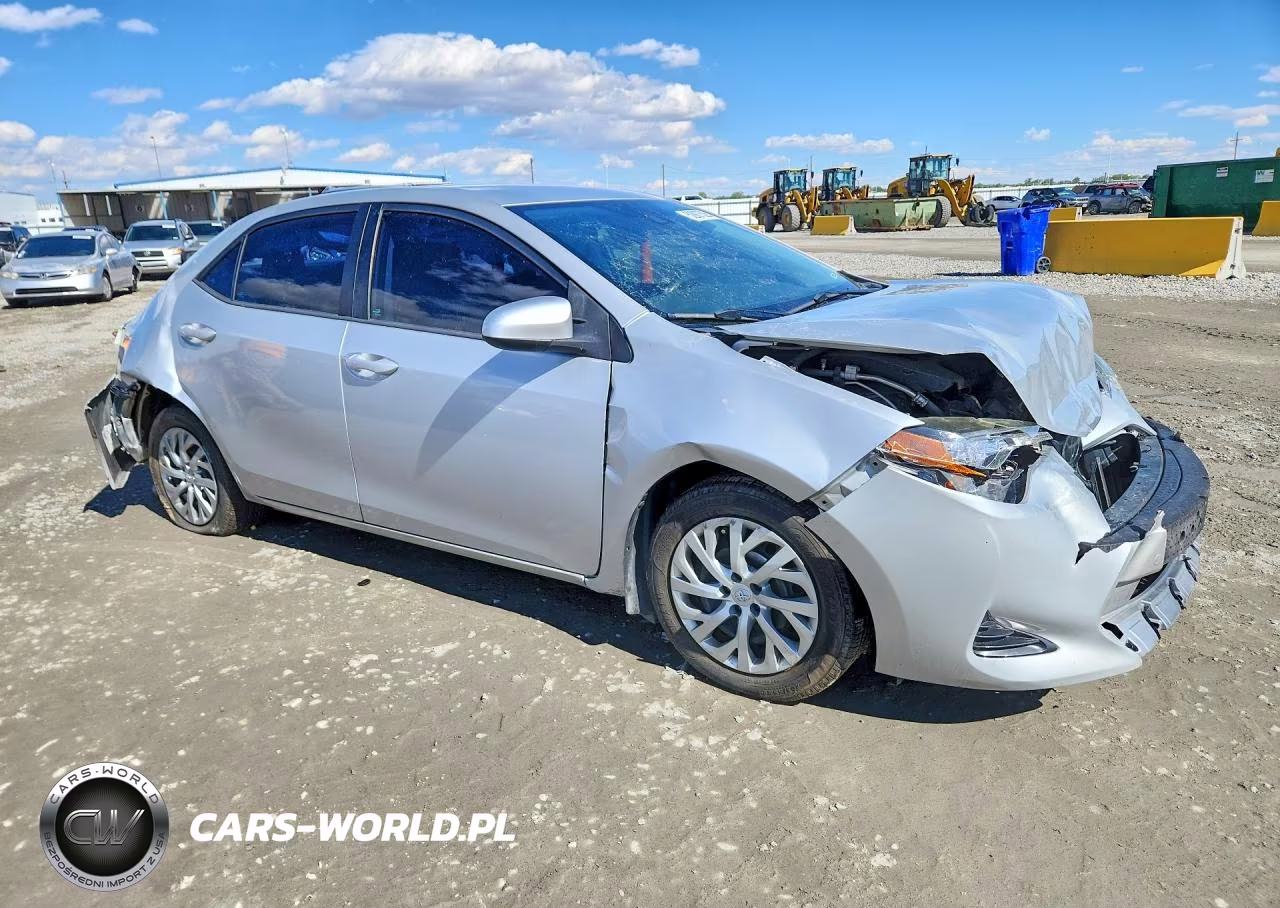 2017 Toyota Corolla Le VIN:5YFBURHE1HP639698 - 4
