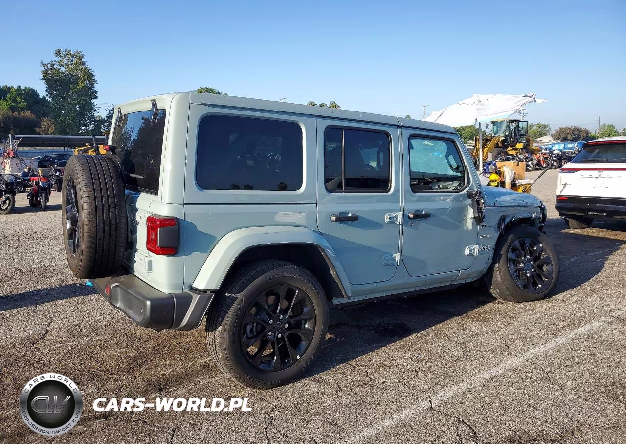 2024 Jeep Wrangler Sahara 4Xe VIN:1C4RJXP66RW116420 - 3