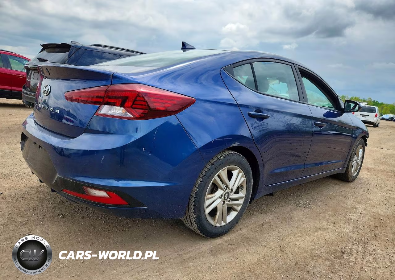 2020 Hyundai Elantra Sel VIN:5NPD84LF9LH526748 - 3