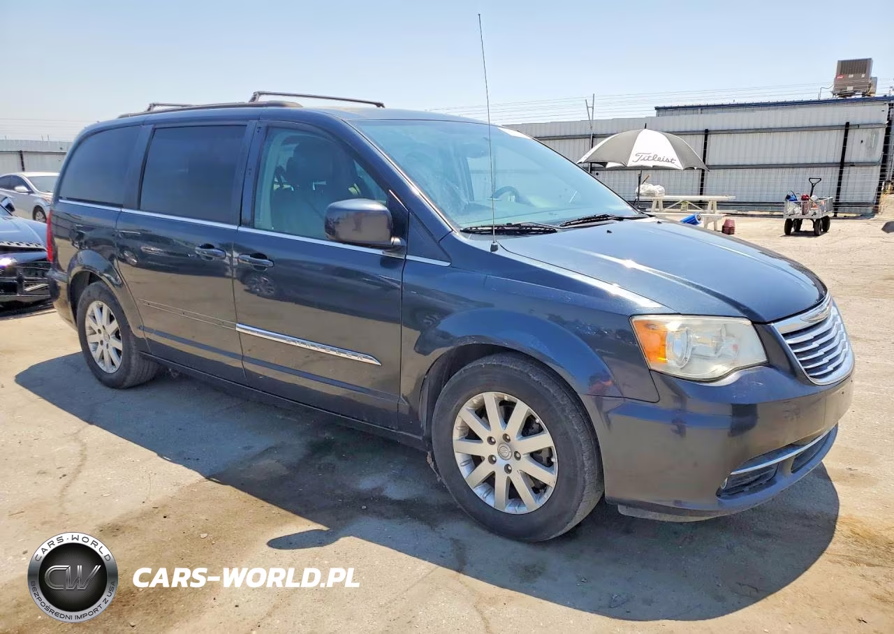 2014 Chrysler Town & Country Touring VIN:2C4RC1BG3ER444095 - 4