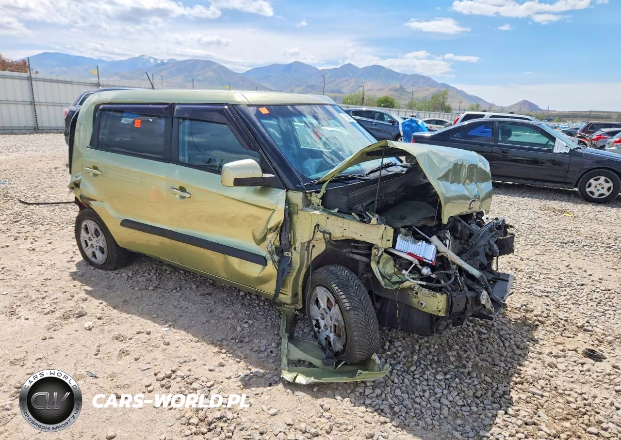 2013 Kia Soul Base VIN:KNDJT2A51D7600895 - 4