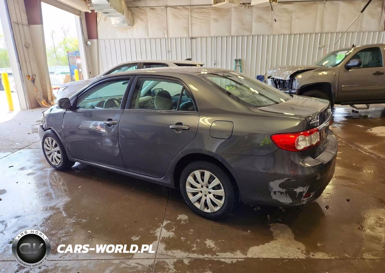 2012 Toyota Corolla Le VIN:2T1BU4EEXCC888761 - 2