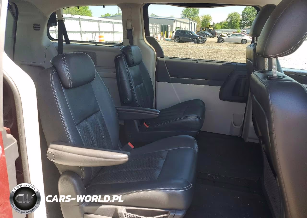 2009 Chrysler Town & Country Touring VIN:2A8HR54X59R661497 - 11