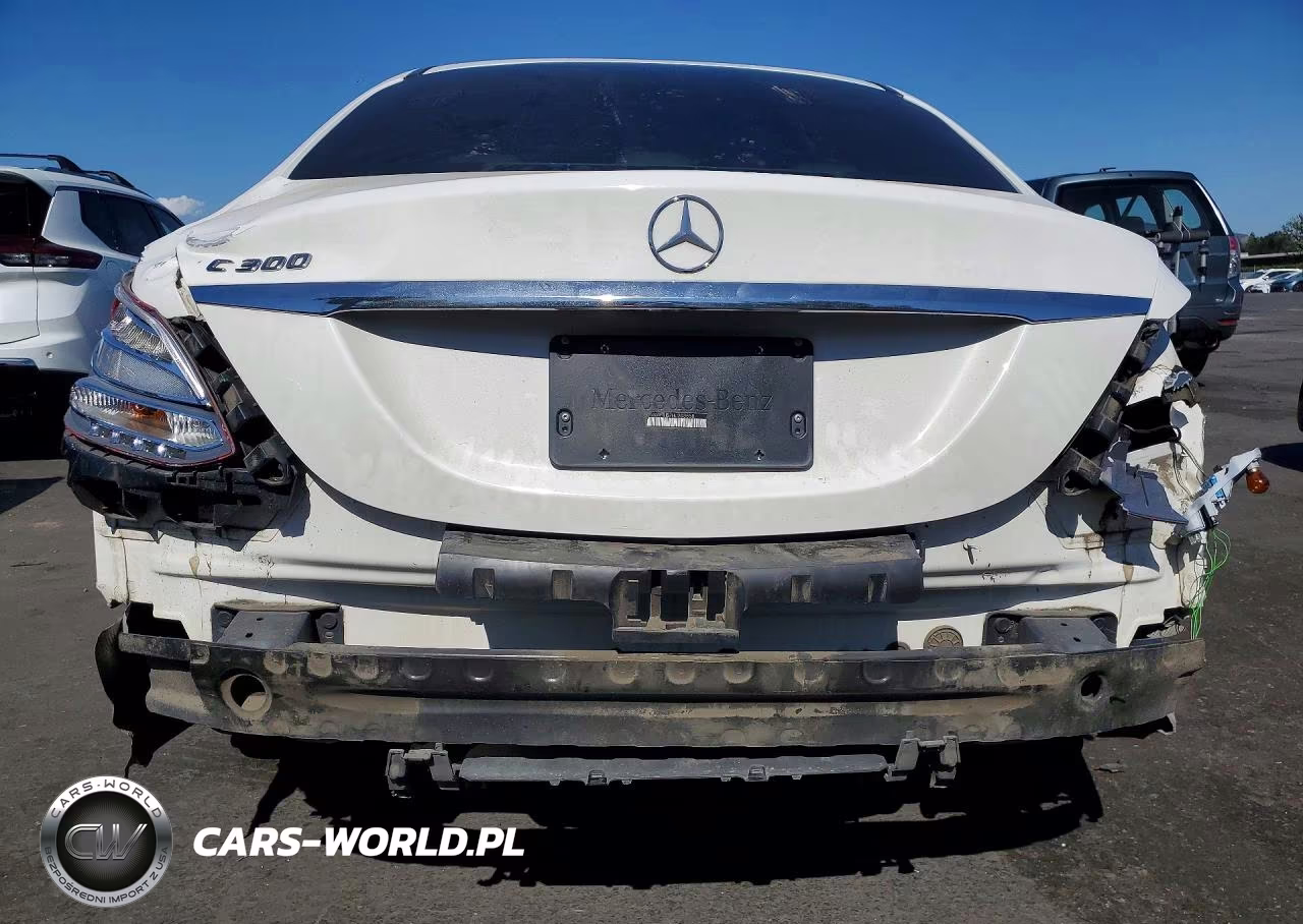 2017 Mercedes-Benz C 300 VIN:55SWF4JB7HU203558 - 6