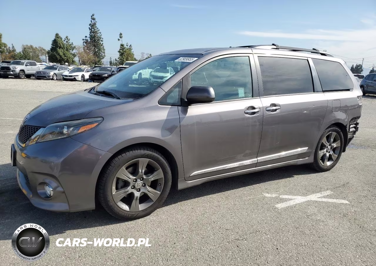 2016 Toyota Sienna Se