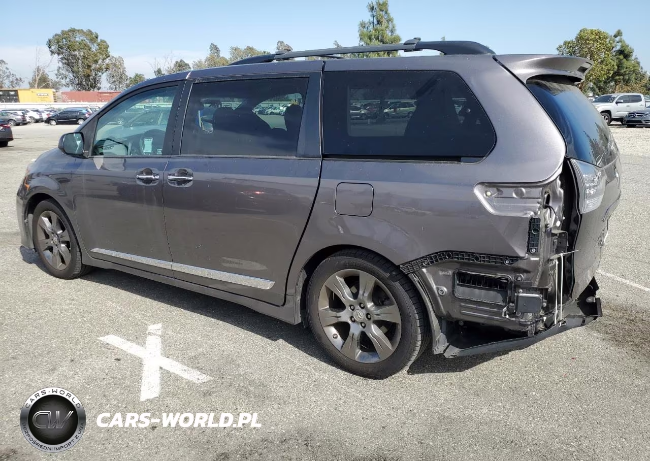 2016 Toyota Sienna Se VIN:5TDXK3DC6GS741842 - 2