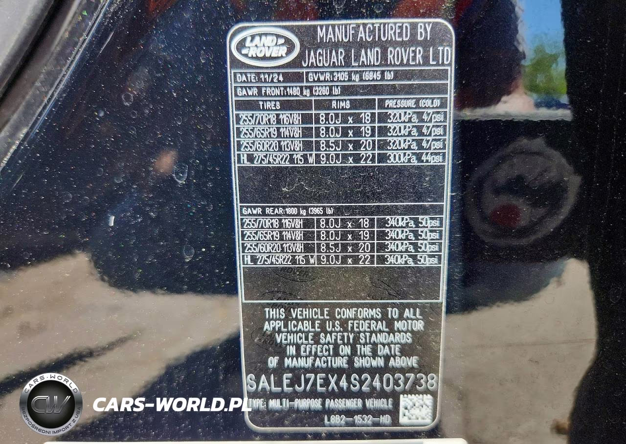 2025 Land Rover Defender 110 S VIN:SALEJ7EX4S2403738 - 14
