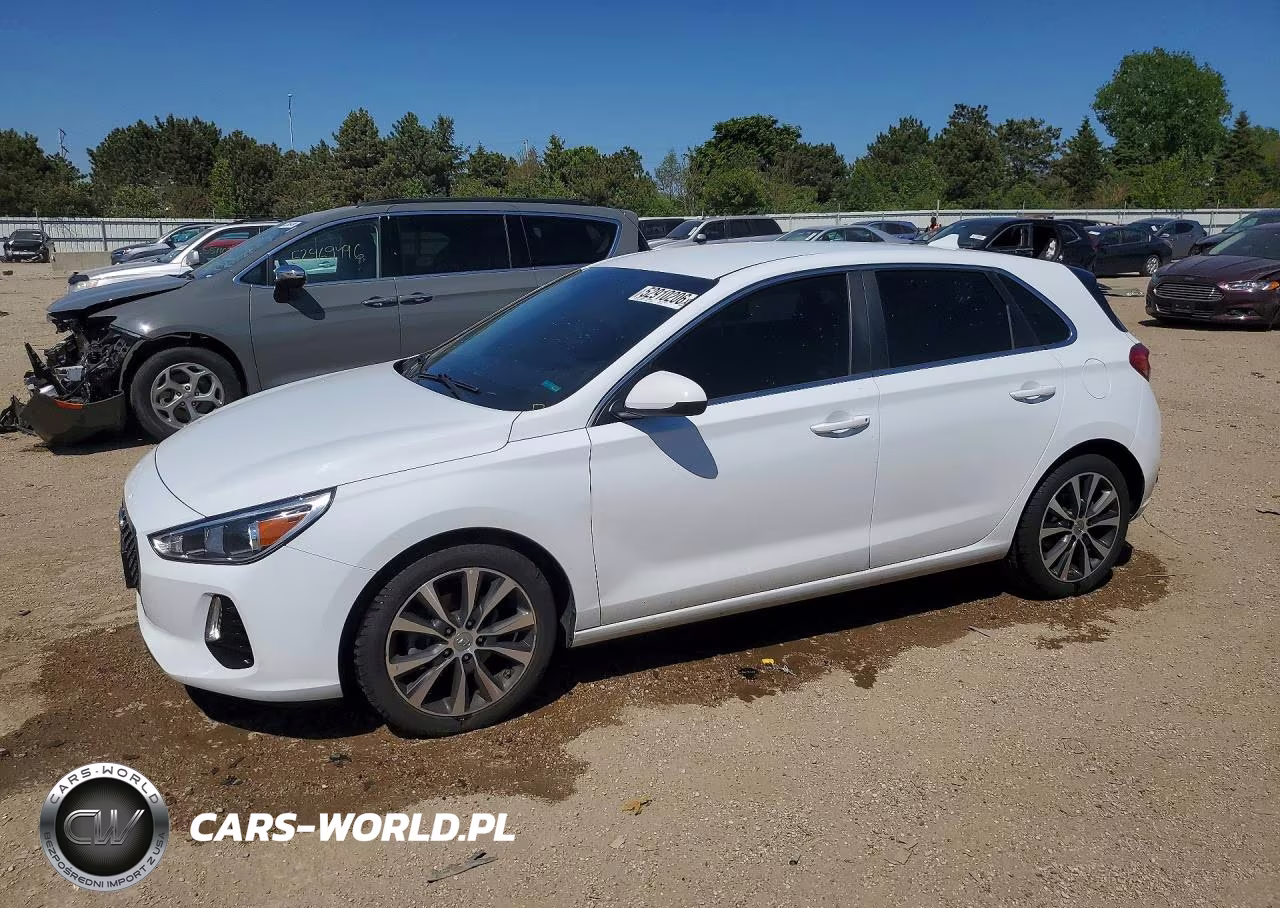 2019 Hyundai Elantra Gt Base