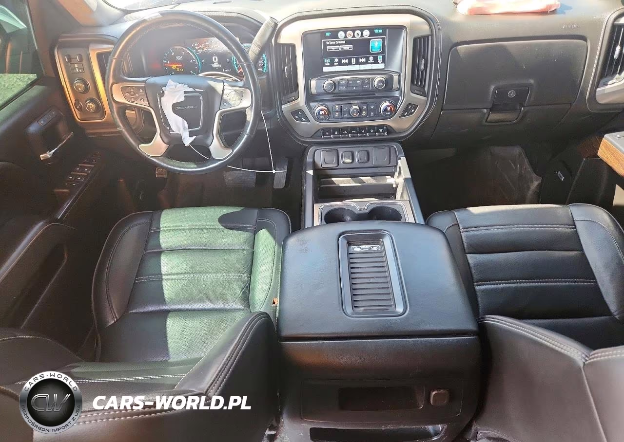 2018 GMC Sierra K2500 Denali VIN:1GT12UEY5JF224500 - 8