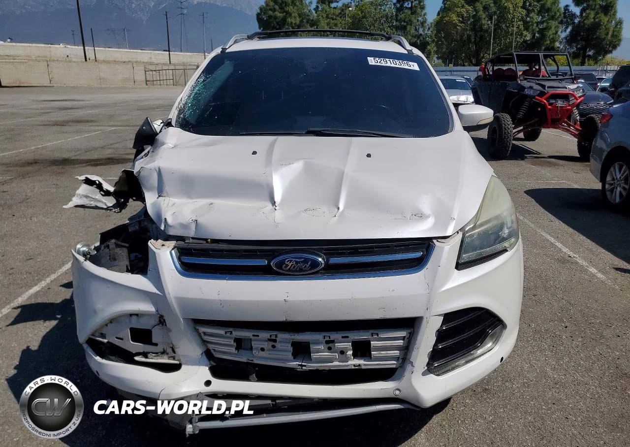 2014 Ford Escape Titanium VIN:1FMCU0J9XEUD80670 - 5