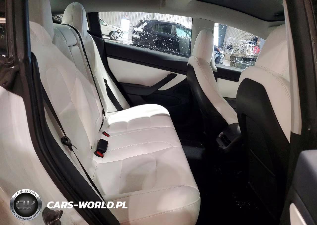 2019 Tesla Model 3 VIN:5YJ3E1EB2KF469576 - 10