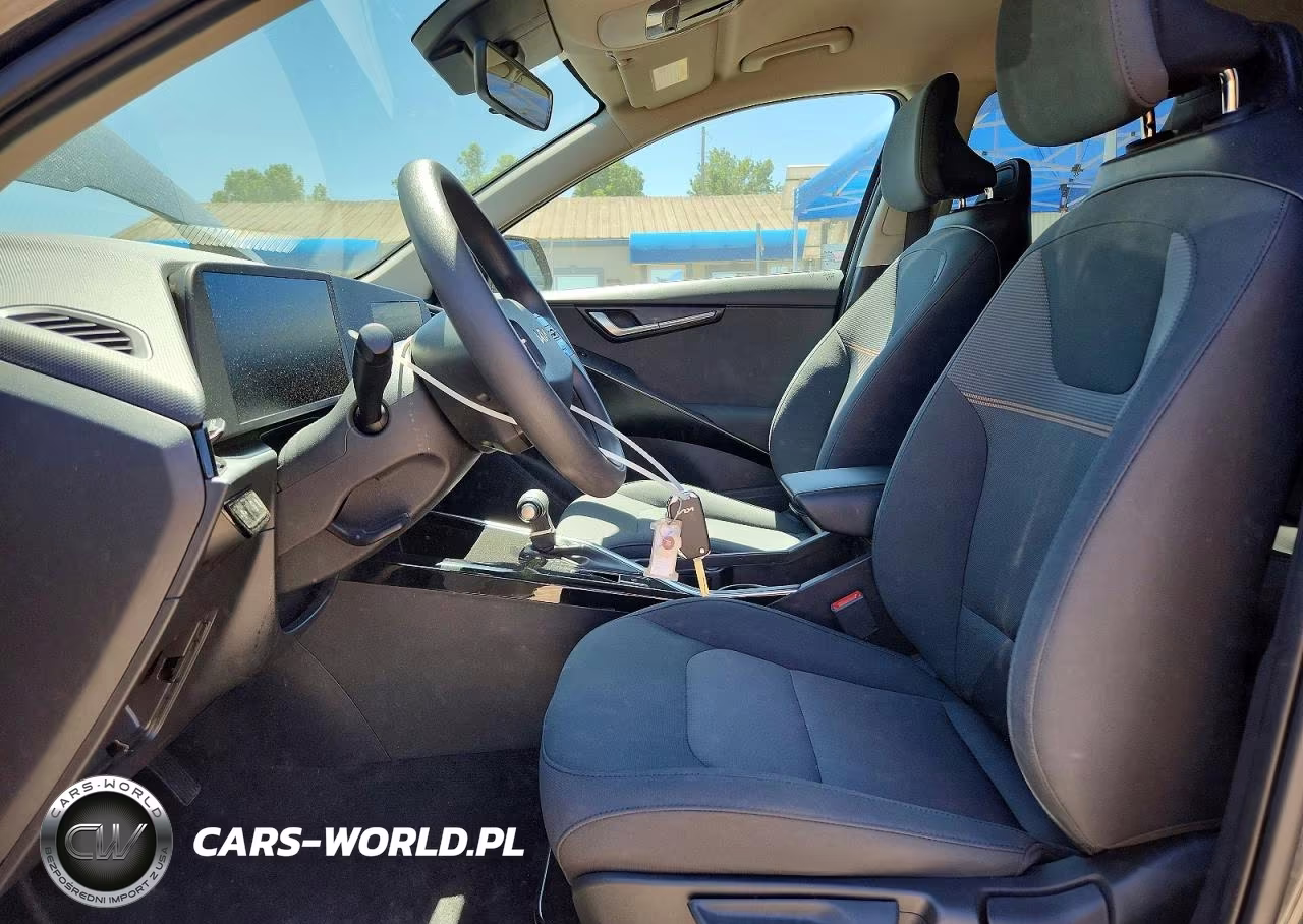 2026 Kia Niro Lx VIN:KNDCP3LE3T5319448 - 7