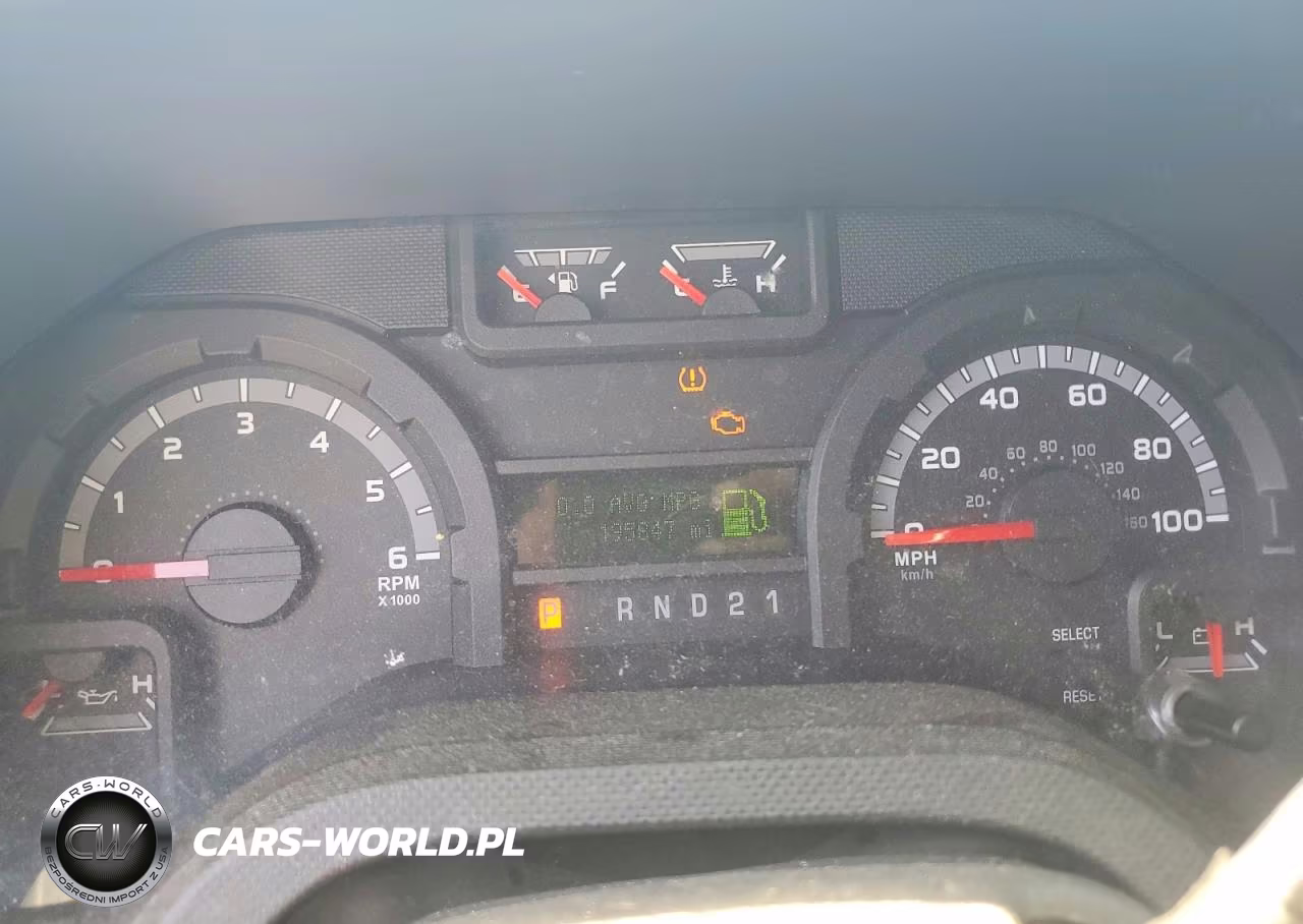 2013 Ford Econoline E250 Van VIN:1FTNE2EL9DDA49699 - 9