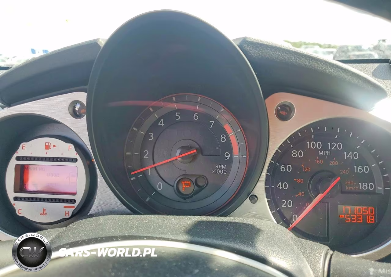 2010 Nissan 370Z Roadster VIN:JN1AZ4FHXAM303850 - 9