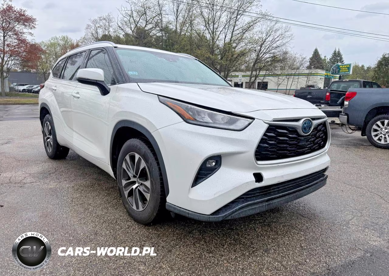 2020 Toyota Highlander Hybrid Xle