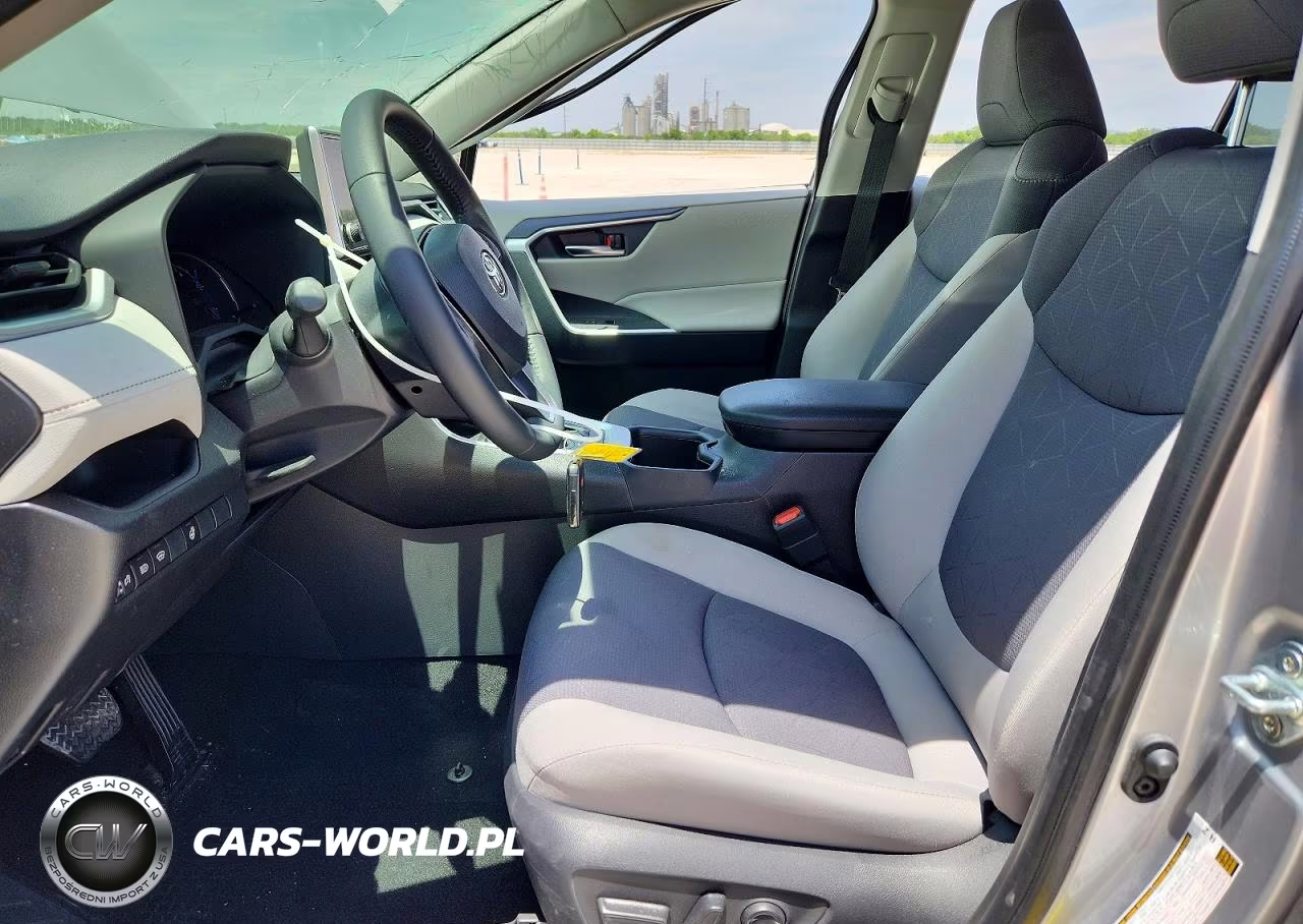2025 Toyota Rav4 Hybrid Xle VIN:JTMRWRFV7SJ067706 - 7