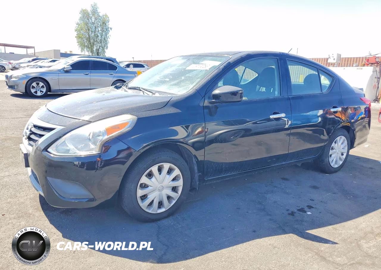 2015 Nissan Versa 1.6 Sv