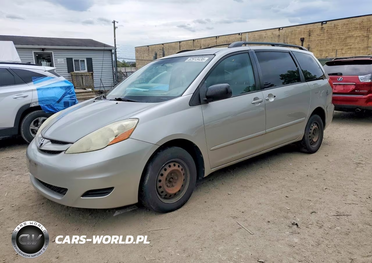 2006 Toyota Sienna Le 8 Passenger