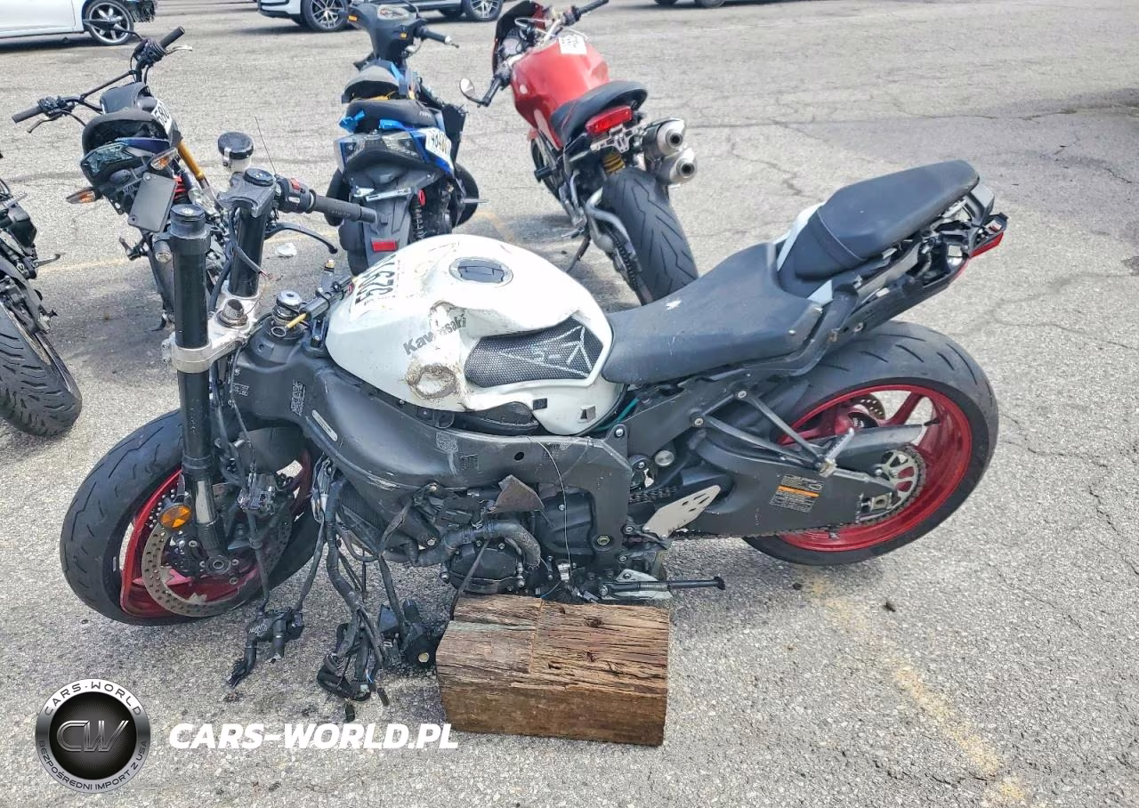 2025 Kawasaki Zx636 K VIN:JKBZXJK10SA008195 - 3