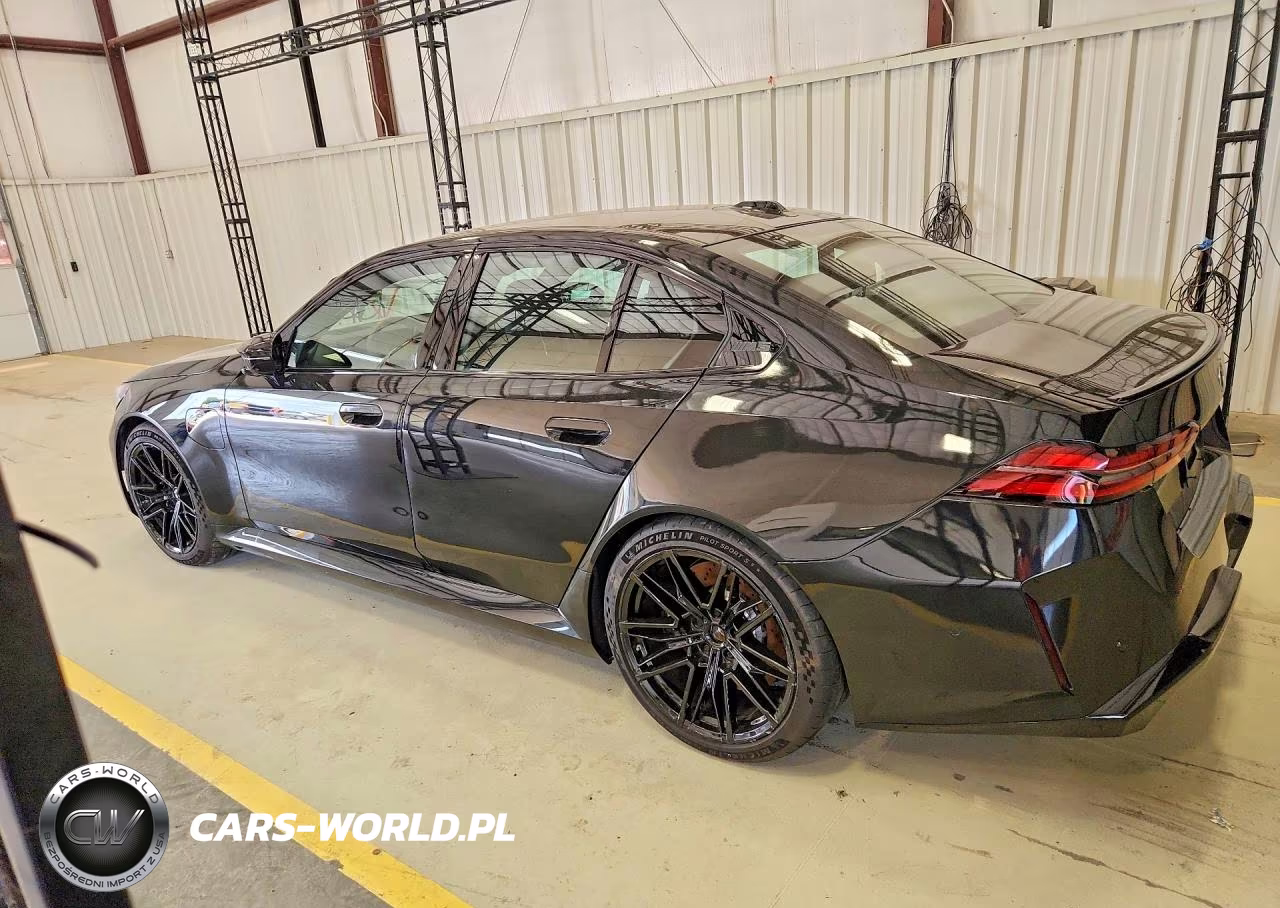 2026 BMW M5 VIN:WBS83FK05TCV11581 - 2